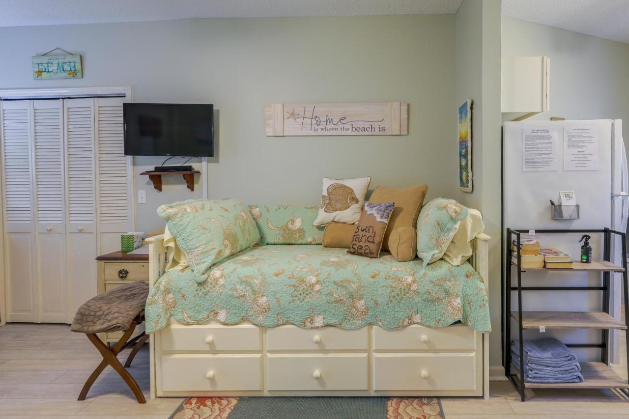 Sneads Ferry Vacation Rental Studio With Water Views Exterior foto